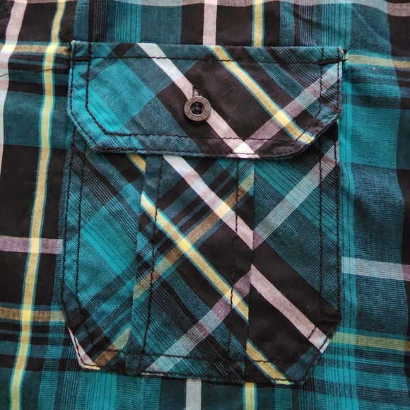 HELIX ATHLETIC FIT BUTTON DOWN - Picture 3 of 6